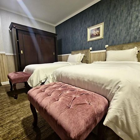 قصور الشرق للاجنحة الفندقية Qosor Al Sharq Aparthotel Jiddah Esterno foto